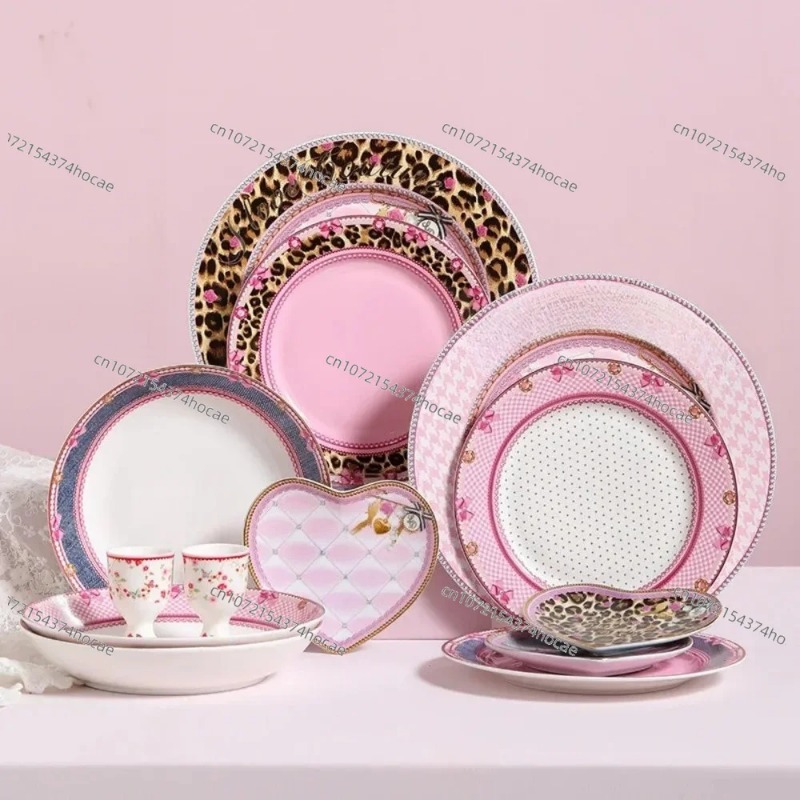 Pink Heart Shaped Ceramic Plat - огляд і ціна Home Cooking Dishes